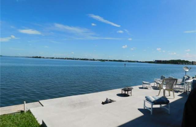 2668 SAINT JOSEPH DRIVE W Gallery 2