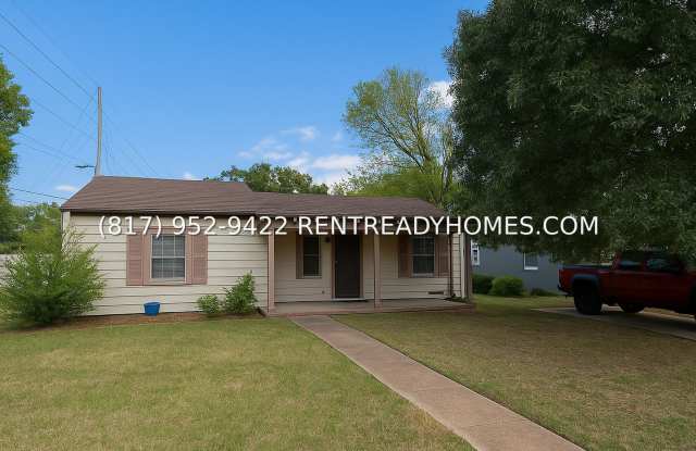 1344 Rayfield Dr - Renovated 3 Bedroom Home in Birmingham Gallery 1