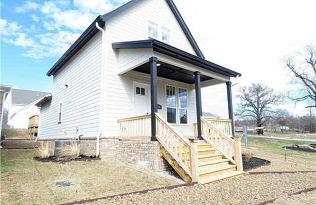 5390 Crescent  ST photos photos