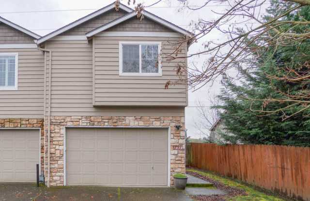 7818 Northeast 24th Court photos photos