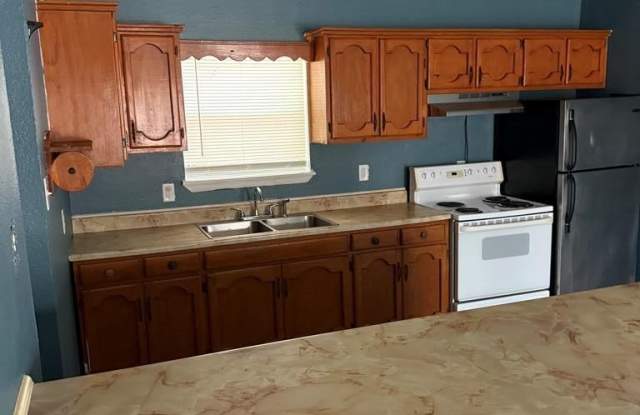 789 Medina St photos photos