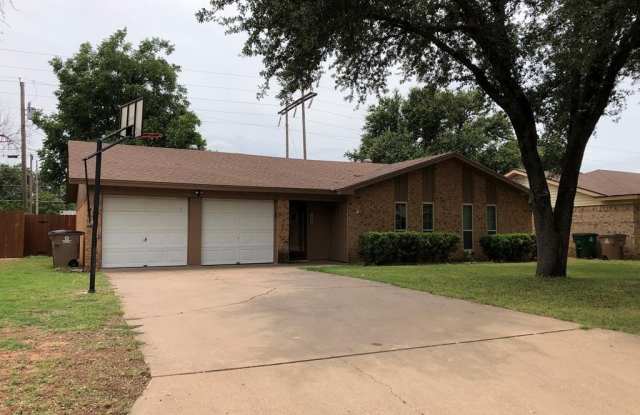 3869 Honeysuckle Lane photos photos