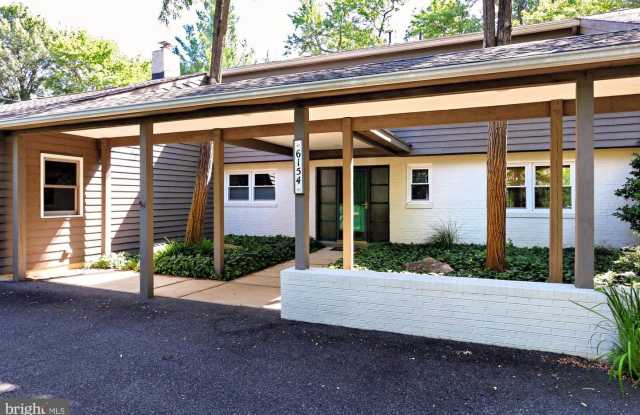 6154 BEACHWAY DR Gallery 2