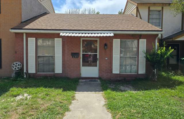 2 Bed, 1.5 Bath private backyard photos photos