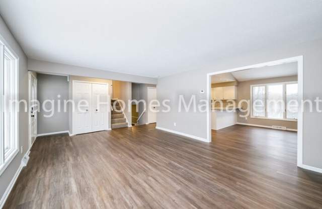 34876 South Side Park Drive Gallery 3