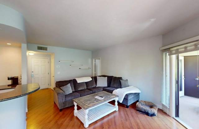 Upgraded 2bd/2Ba Mariana District Condo - Pet Friendly! photos photos