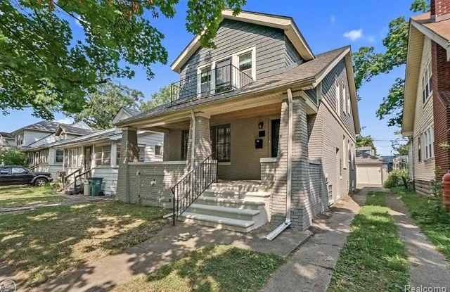 210 W Webster Street photos photos