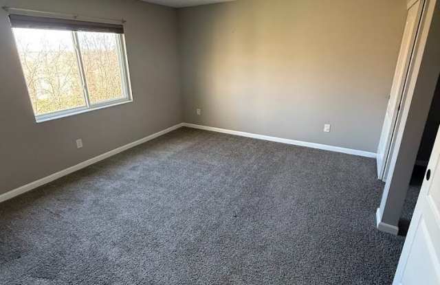 1616 Ashley Ct photos photos