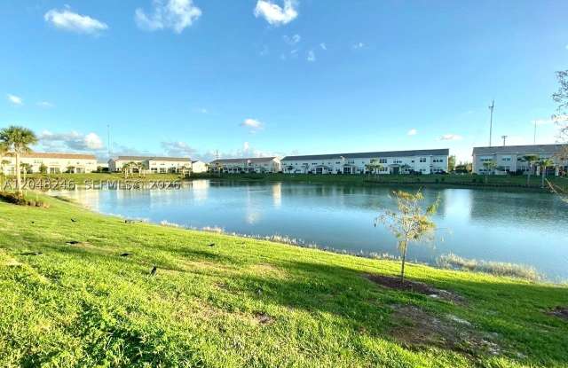 4984 Greenway Dr Gallery 2