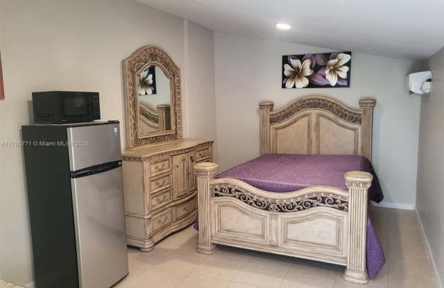 11771 SW 176th St photos photos