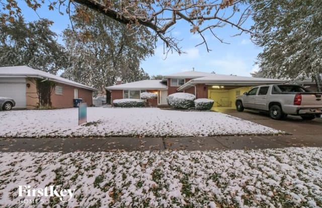 16921 Greenwood Avenue - 16921 Greenwood Avenue, South Holland, IL 60473