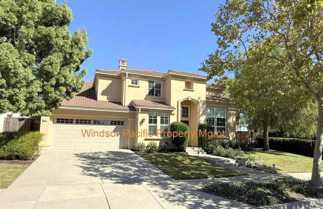 Former Model Home in Desirable Bridges Community with Pano View of the Golf Course ! photos photos