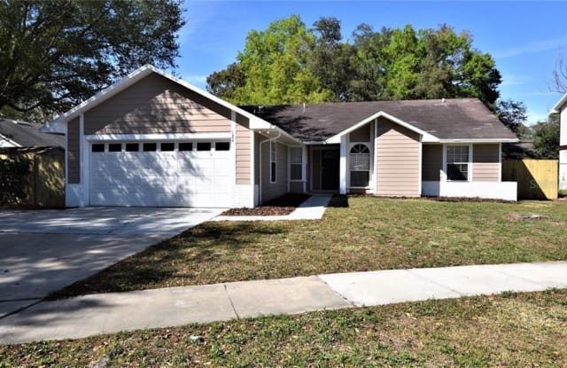124 DONNA CIRCLE - 124 Donna Circle, Sanford, FL 32773