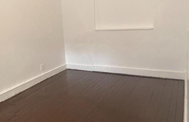 925 S 12TH STREET Gallery 4