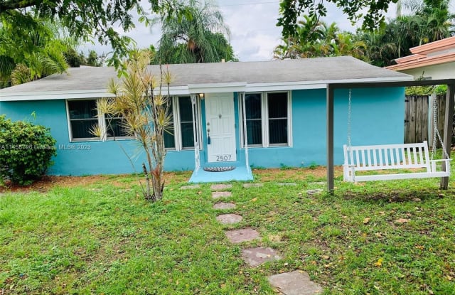 2507 Arthur St - 2507 Arthur Street, Hollywood, FL 33020