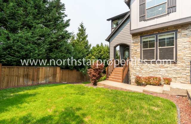 Stunning Craftsman on Bull Mountain Gallery 4