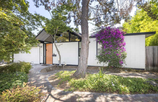 Charming Eichler in Super Desirable Community Center! photos photos