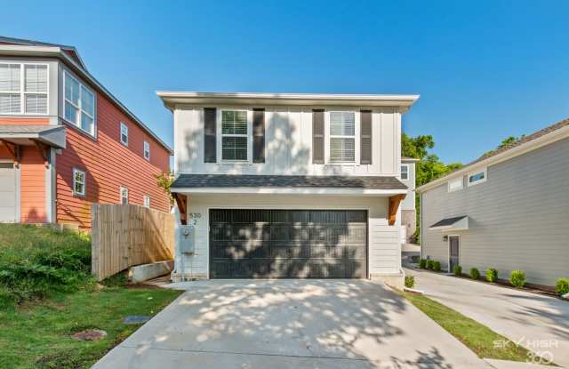 530 N Highland #2 photos photos