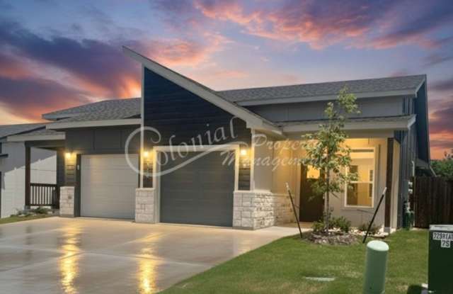 AVAILABLE NOW! - FIRST MONTH FREE photos photos