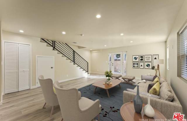 5741 Simpson Ave photos photos