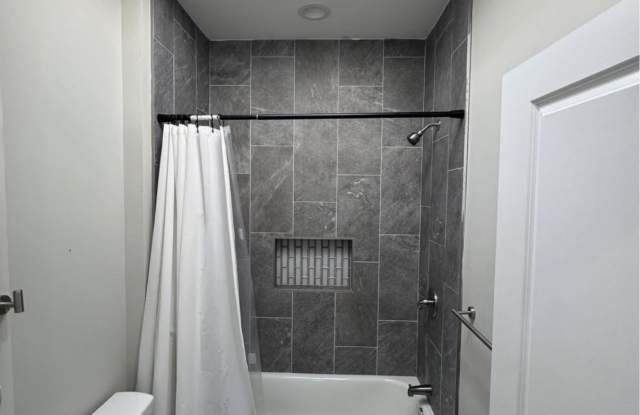 203 N Ellwood Ave photos photos