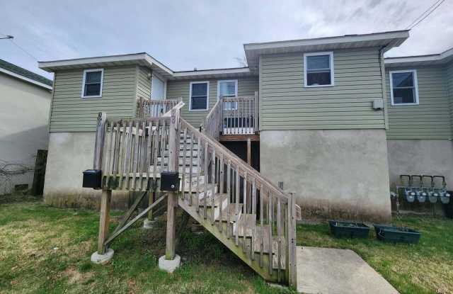 96 Seeley Avenue - 96 Seeley Avenue, Keansburg, NJ 07734
