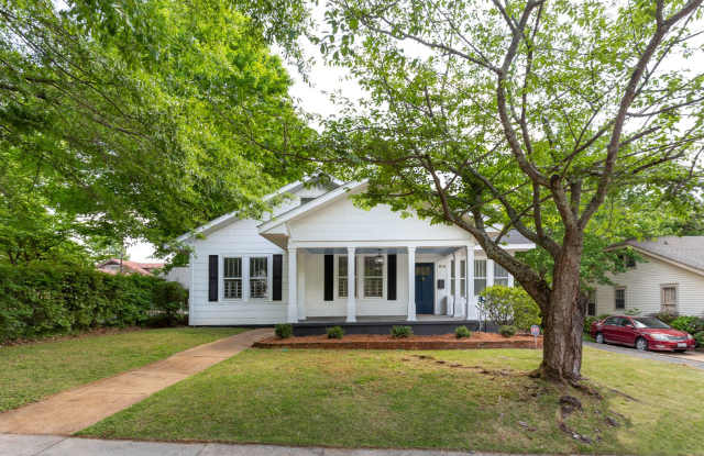 SPACIOUS HOME IN EAST ANNISTON! Gallery 3