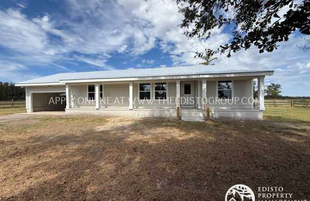 Remodeled Country Home with Privacy, Storage, and Charm photos photos