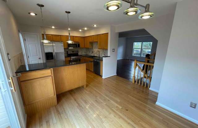 115 Lauren Place Gallery 3