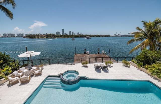 2 S Hibiscus Dr photos photos