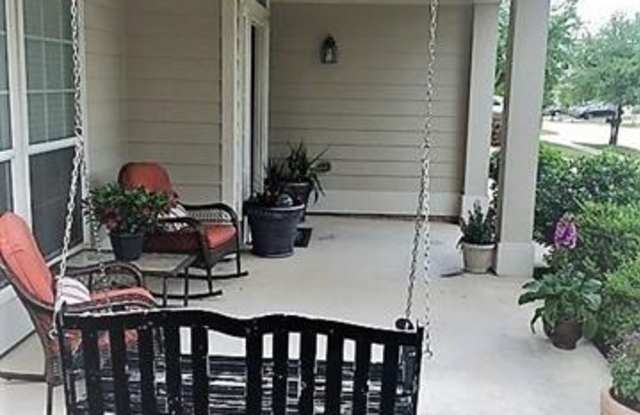 5032 Bomford Drive Gallery 3