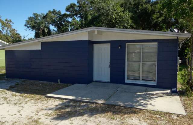 Renovated 4 / 2 rental - 3205 North 47th Street, Tampa, FL 33605