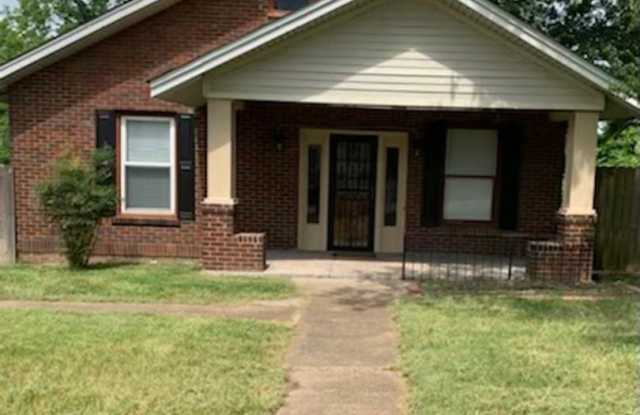 1312 Montgomery Ave - 1312 Montgomery Avenue, Nashville, TN 37207