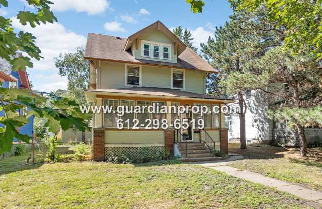 Large House in Hamline Midway Available Now, Original Woodwork, Updated Kitchen  Baths, 2 Car Garage - 1612 West Minnehaha Avenue, St. Paul, MN 55104