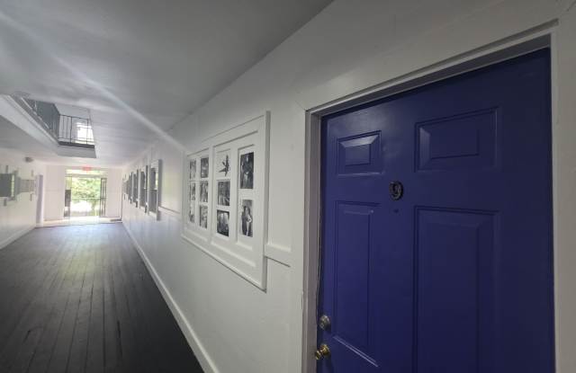 1624 Holman St Gallery 2