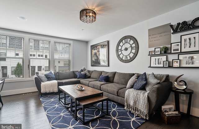 3407 SHERMAN AVENUE NW - 3407 Sherman Avenue Northwest, Washington, DC 20010
