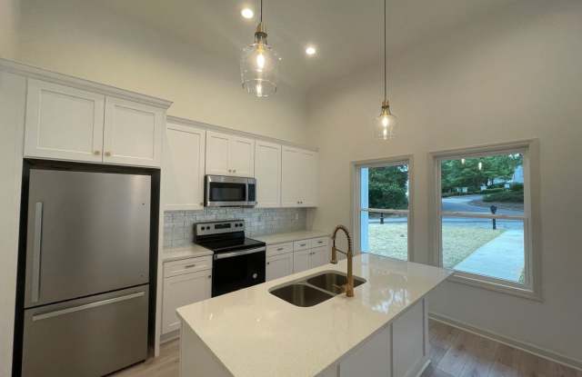 PRE-LEASING FOR AUGUST 9TH 2027! Gallery 3