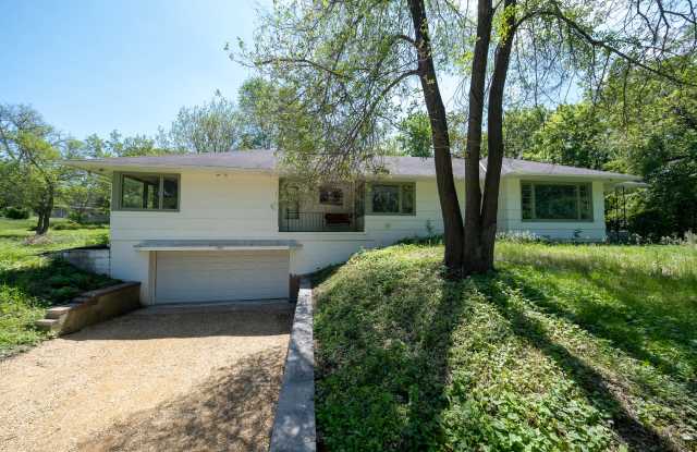 1580 Letendre St. photos photos