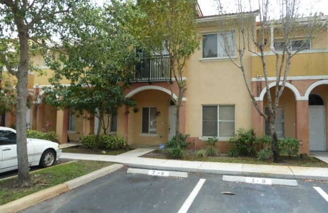 206 S Santa Catalina Circle - 206 South Santa Catalina Circle, North Lauderdale, FL 33068