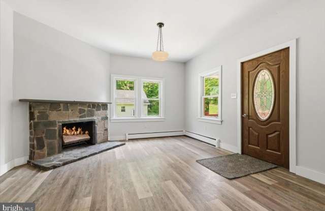 575 MT NEBO Road Gallery 3
