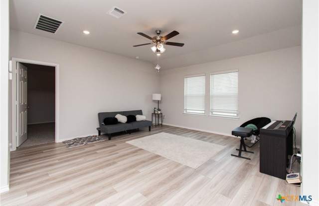 2342 Bee Creek Drive Gallery 3