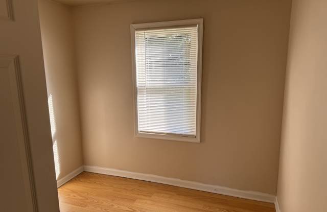 1527 Gilmer Avenue Northwest Gallery 4