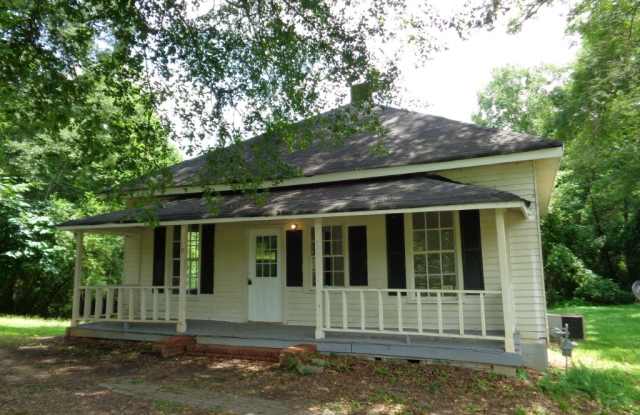 Cute as a button! 2 bed, 1 full bath, renovated cottage, hardwood floors, large porch, lots of character, must see! photos photos
