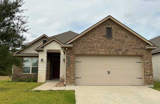 AVAILABLE JANUARY! 4-Bed 3-bath in Creek Meadows Gallery 3