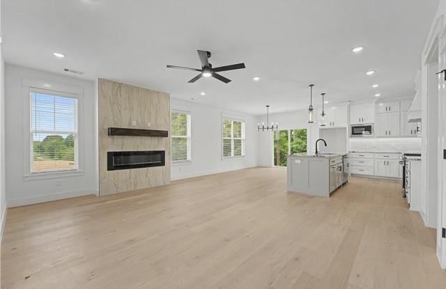 6603 SW Crabapple Street Gallery 2