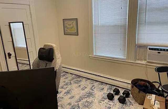 76 Oak St. - 76 Oak Street, Somerville, MA 02143