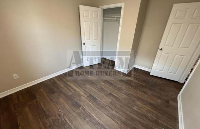 Fully Updated 3 Bedroom 2 Bathroom Located in Mabank ISD Gallery 4