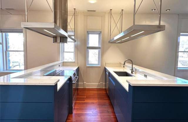 130a Biltmore Avenue photos photos