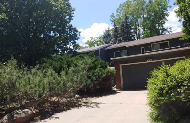 Spacious 3B/2B Home in Boulder photos photos