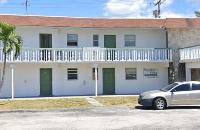 135 SW 3rd Avenue photos photos